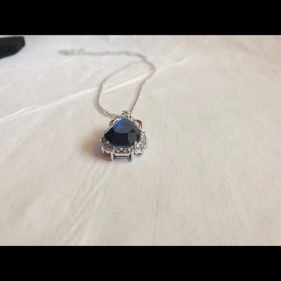 Sapphire Quartz Waterdrop & White Topaz Pendant - Picture 8 of 8